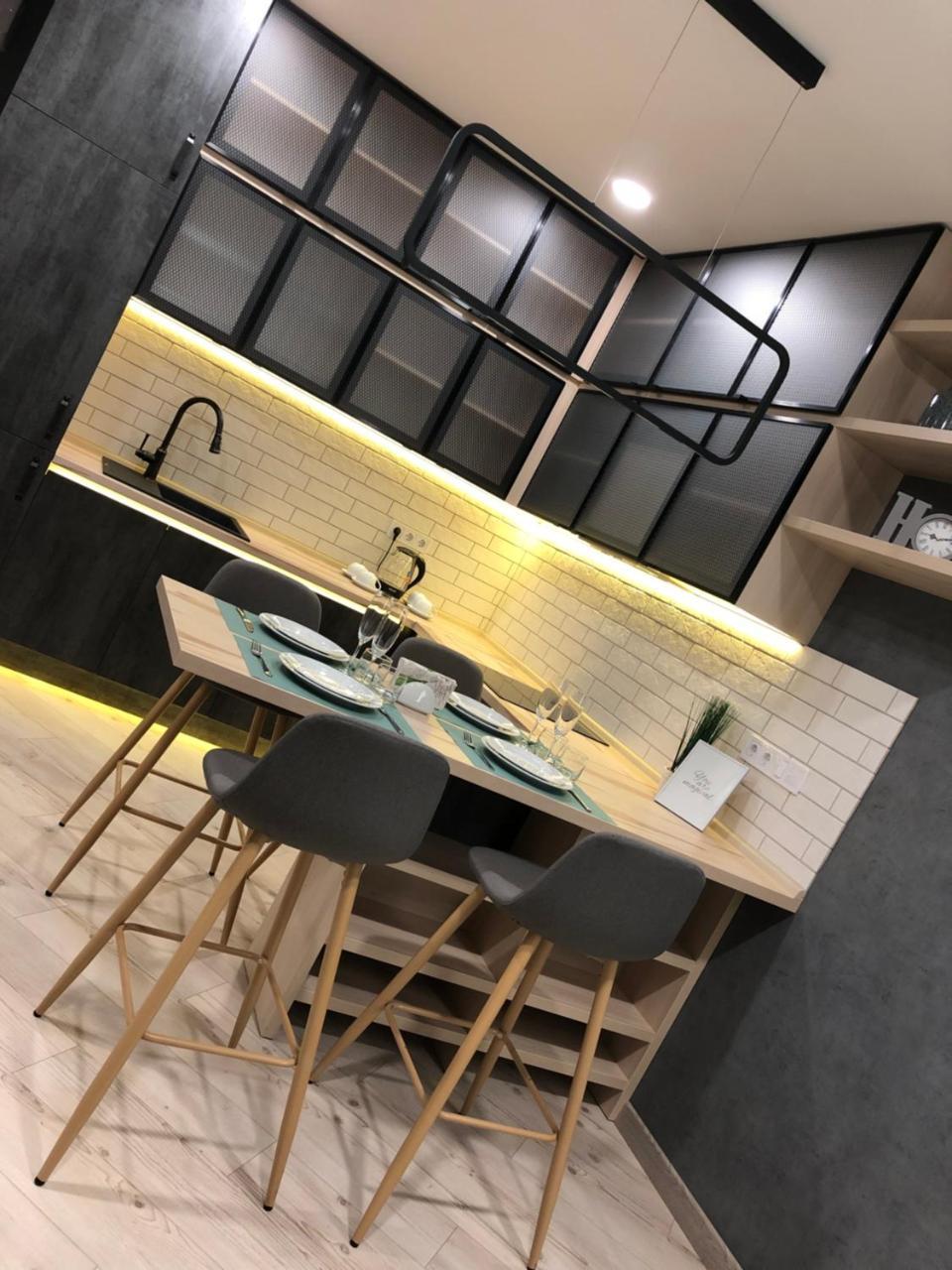 Luxury Loft Apartments Odessa Exterior photo